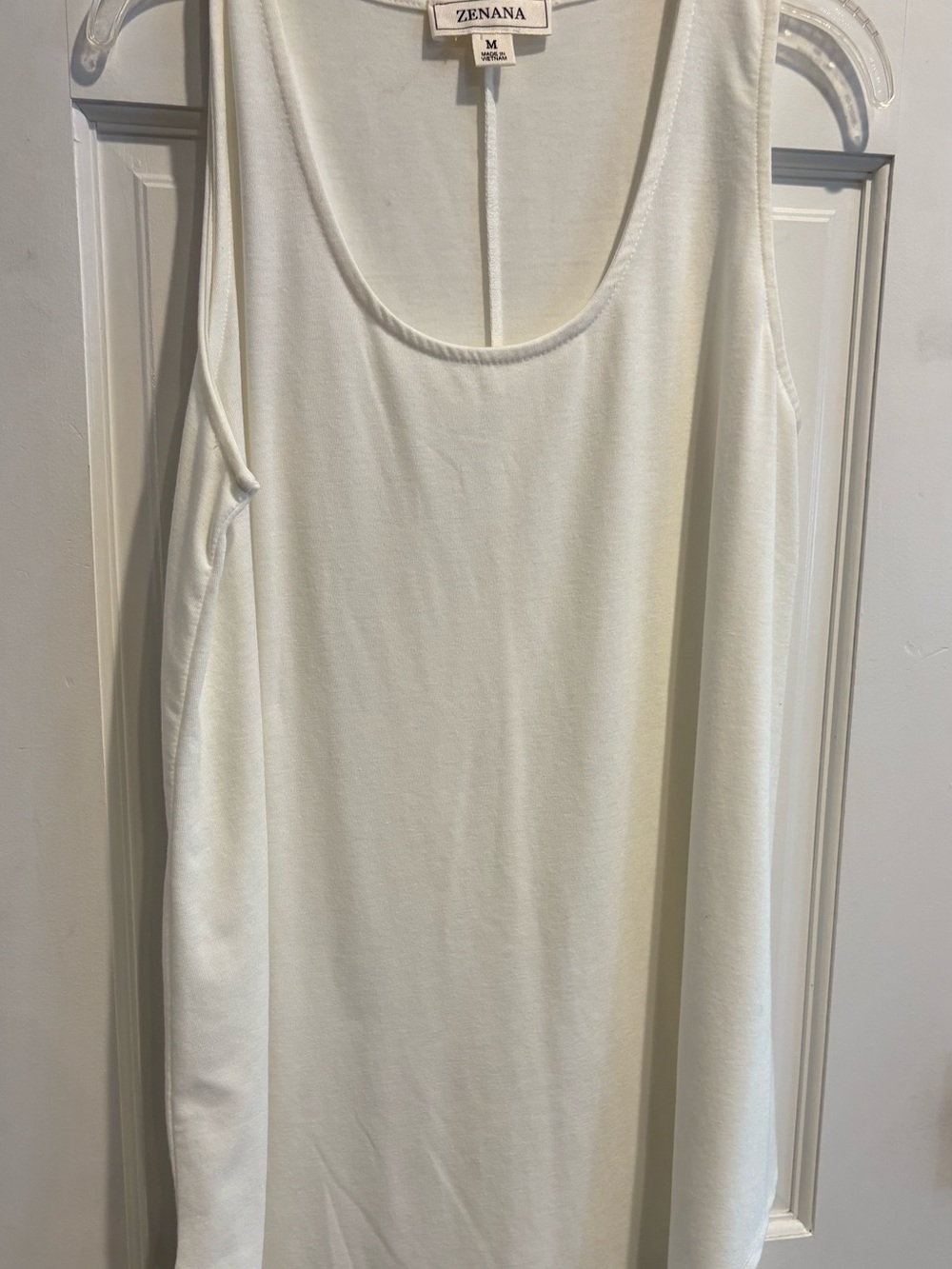 Women’s Zenana Outfitters Cream Scoop Neck Tank Top